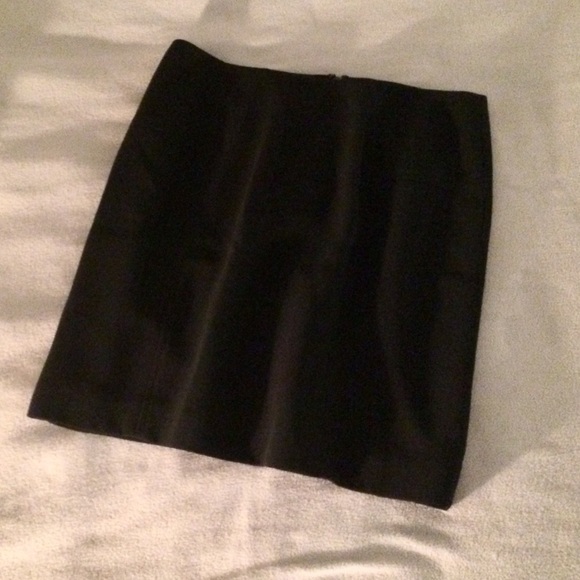 I.N.C. Short Black Fitted Skirt (8P) NWOT - Picture 1 of 6
